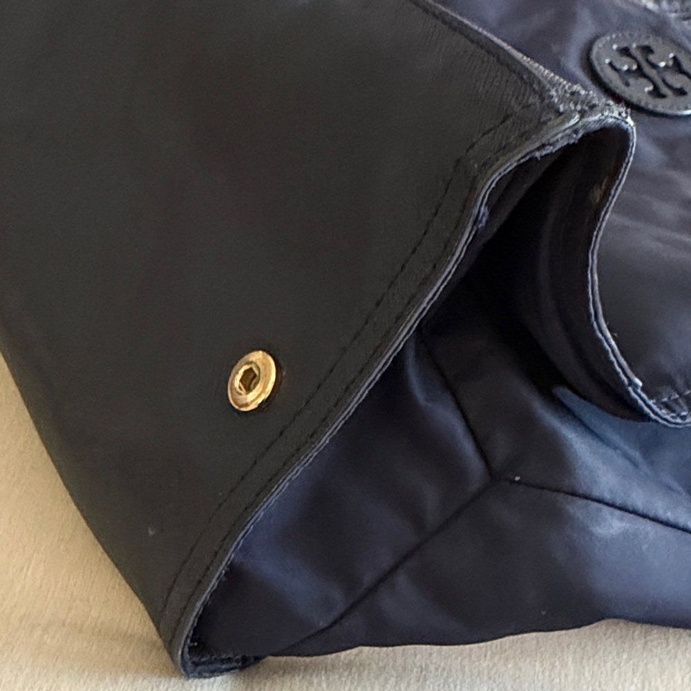 Tory Burch Dark Blue ELLA Tote with Logo - Picture 12 of 13